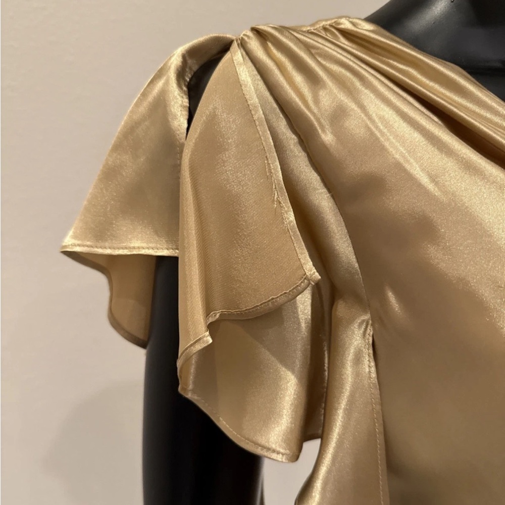Another Thyme Gold Metallic Satin Portrait Neck Line Flutter Sleeves Size 8 - Picture 3 of 7
